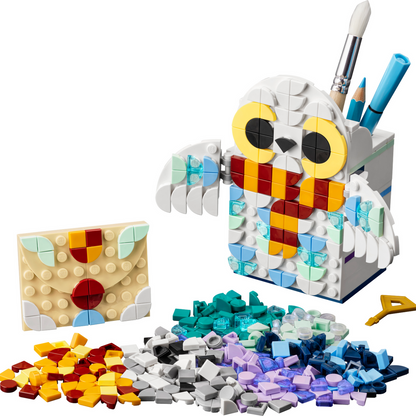 LEGO® DOTS™ Hedwig™ Pencil Holder - Ống Cắm Bút Chim Cú Hedwig - LEGO 41809 - Góc nhìn khác 3