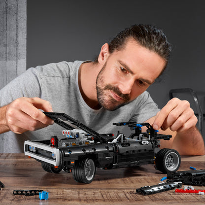 LEGO® Technic™ Doms Dodge Charger - Mô Hình Xe Đua Fast & Furious 42111 - LEGO - Hình ảnh bổ sung 4
