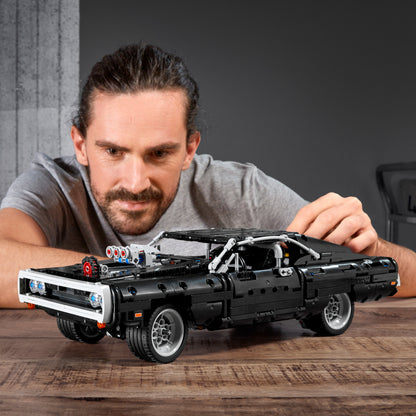 LEGO® Technic™ Doms Dodge Charger - Mô Hình Xe Đua Fast & Furious 42111 - LEGO - Hình ảnh bổ sung 5