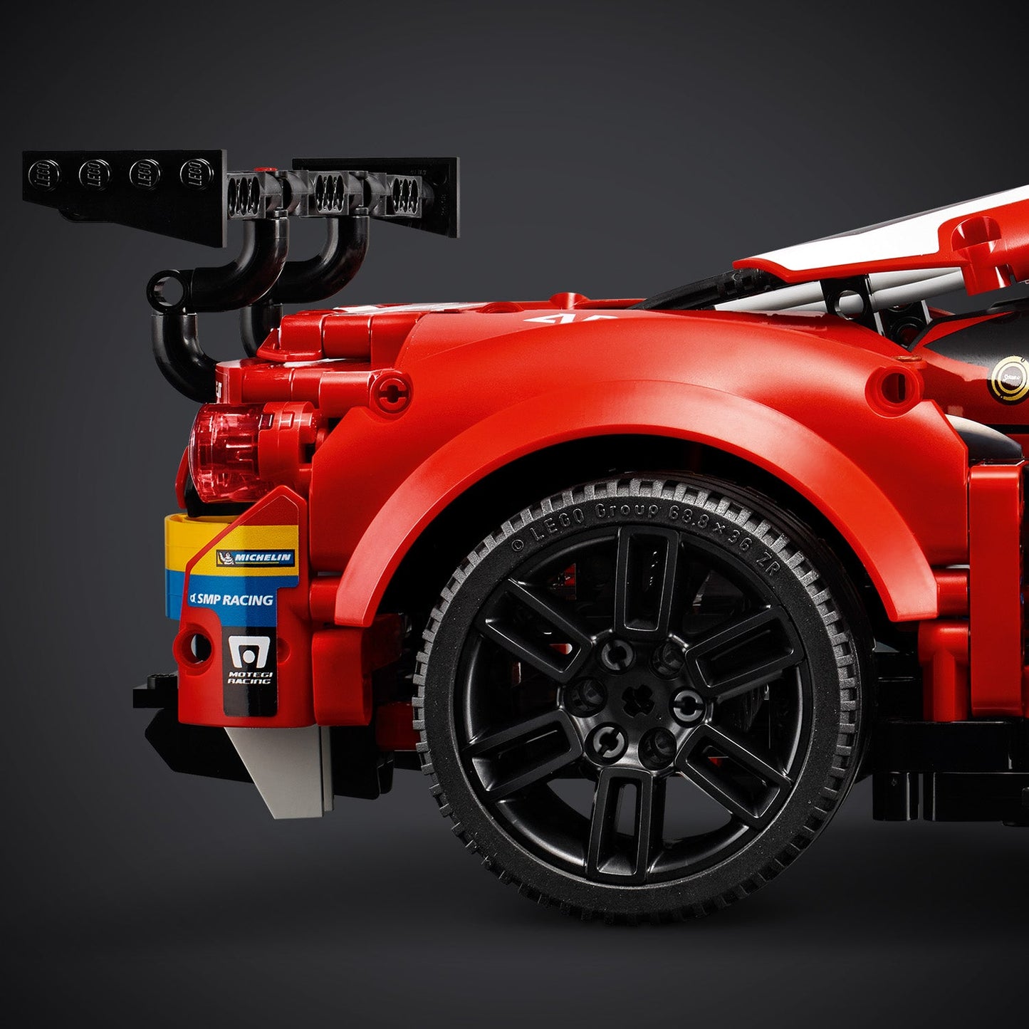 LEGO® Technic™ Ferrari 488 GTE “AF Corse #51” - Mô Hình Xe Đua Siêu Cấp - LEGO 42125 LEGO - ảnh 1 - LEGO Sets