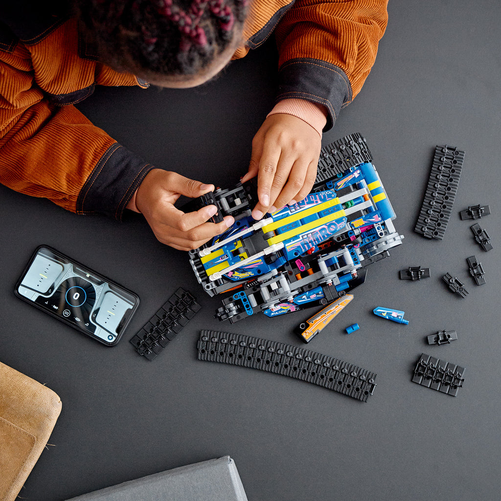 LEGO® Technic™ App-Controlled Transformation Vehicle - Xe Biến Hình Điều Khiển Qua App - LEGO 42140 - Hình ảnh bổ sung 5