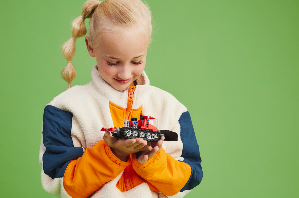 LEGO® Technic™ Snow Groomer - Xe Ủi Tuyết 2 Trong 1 - LEGO 42148 - Hình ảnh bổ sung 4