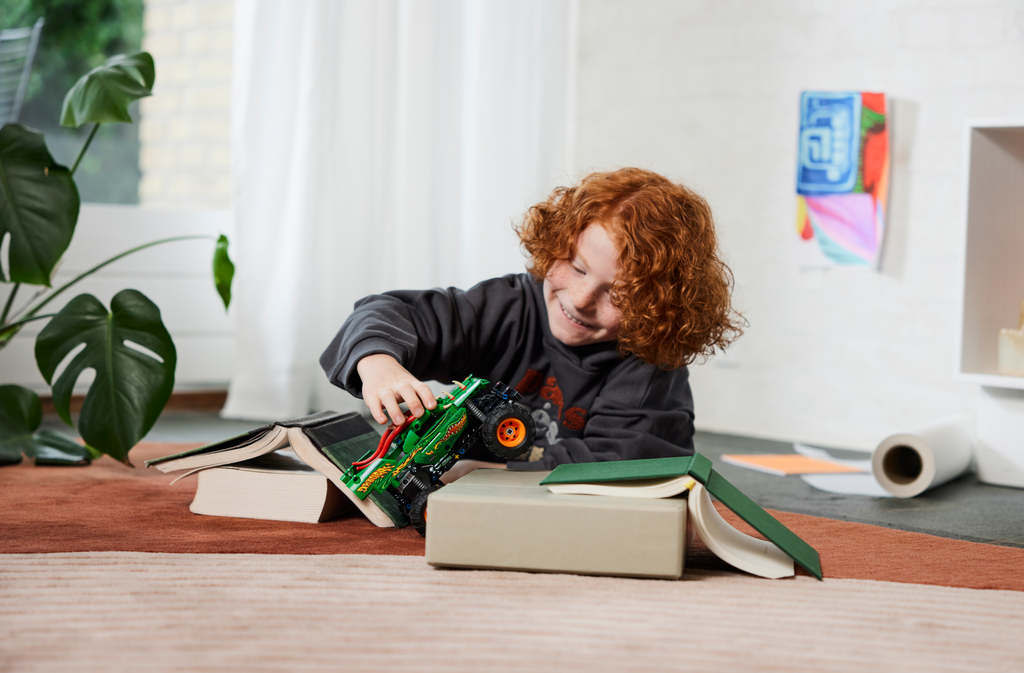 LEGO® Technic™ Monster Jam™ Dragon™ - Xe Tải Quái Vật Rồng 2 Trong 1 - LEGO 42149 LEGO - ảnh 4 - Đồ chơi lắp ráp