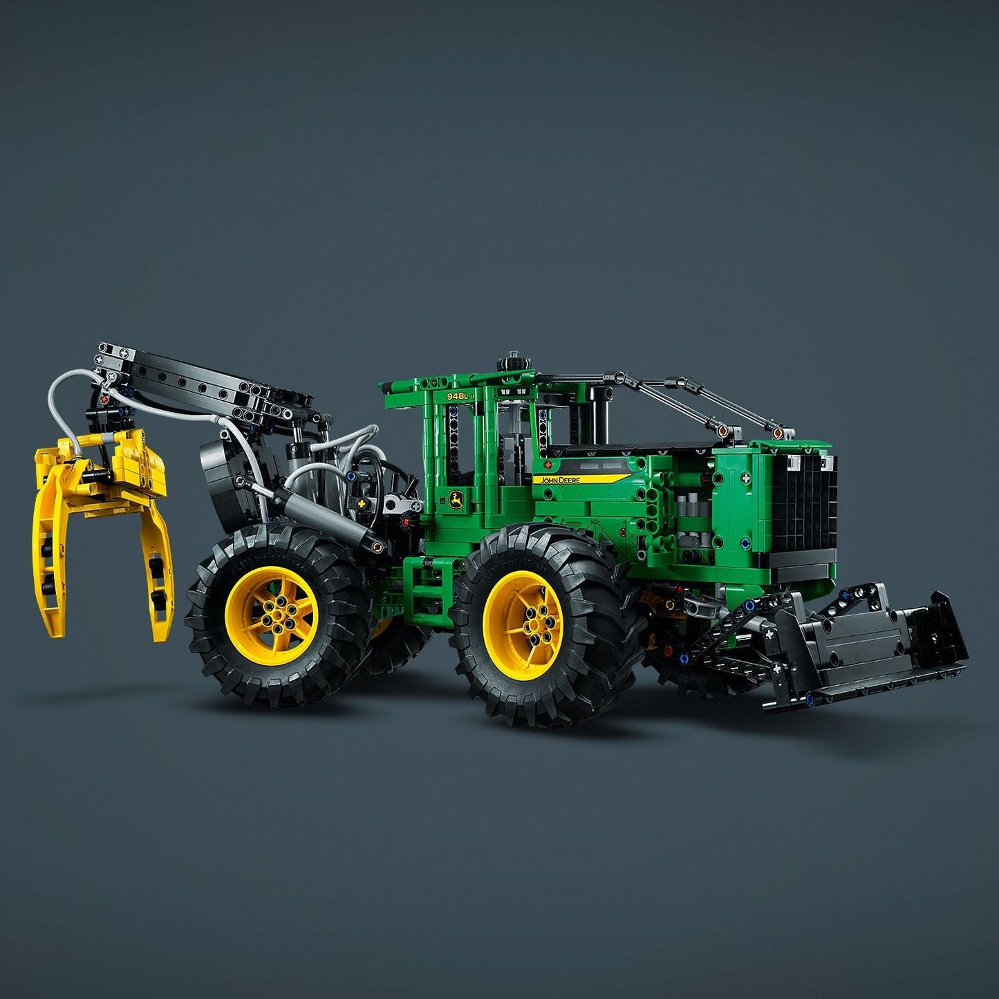 LEGO® Technic™ John Deere 948L-II Skidder - Mô Hình Xe Kéo Gỗ Kỹ Thuật LEGO 42157