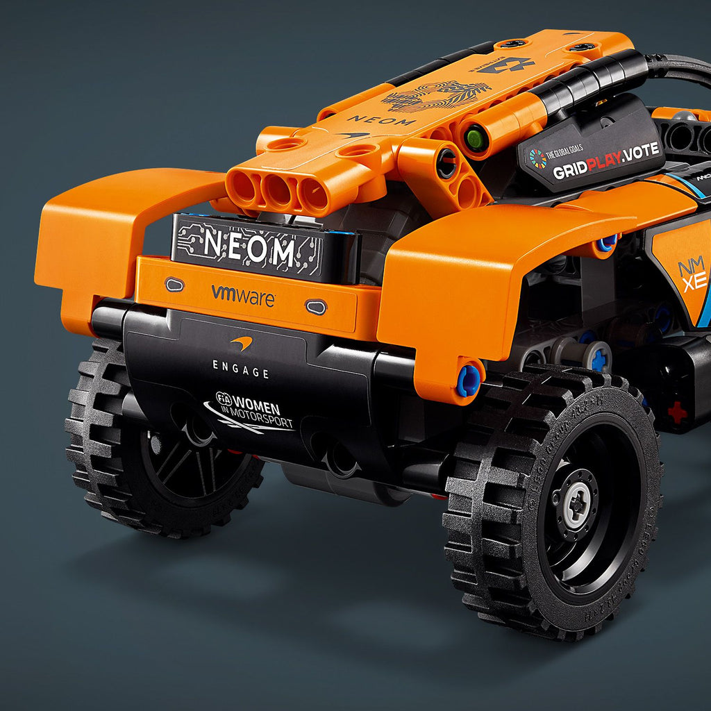 LEGO® Technic™ NEOM McLaren Extreme E Race Car - Xe Đua Địa Hình Kéo Lùi - LEGO 42166 - Hình ảnh bổ sung 7