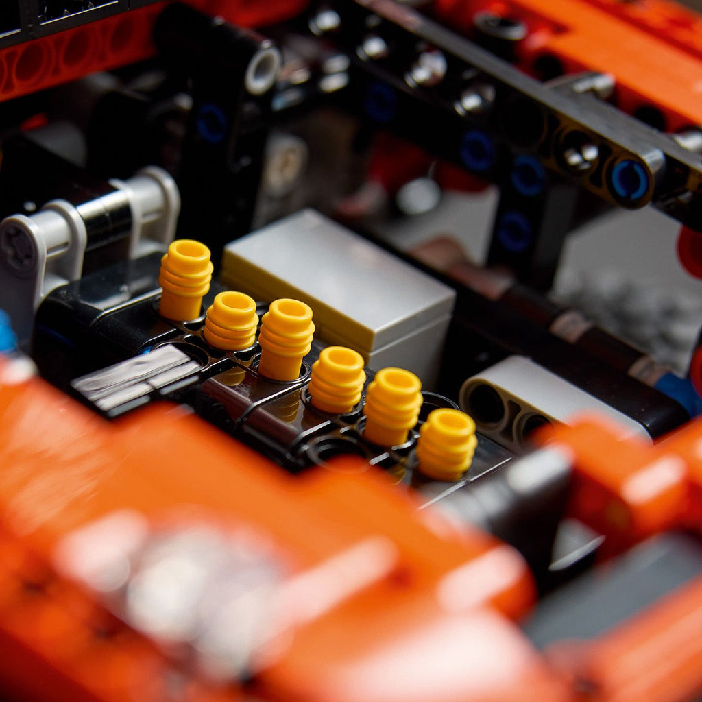 LEGO® Technic™ Mercedes-Benz G 500 PROFESSIONAL Line - Mô Hình Xe Địa Hình Lắp Ráp Mercedes-Benz G-Class - Hình ảnh bổ sung 7