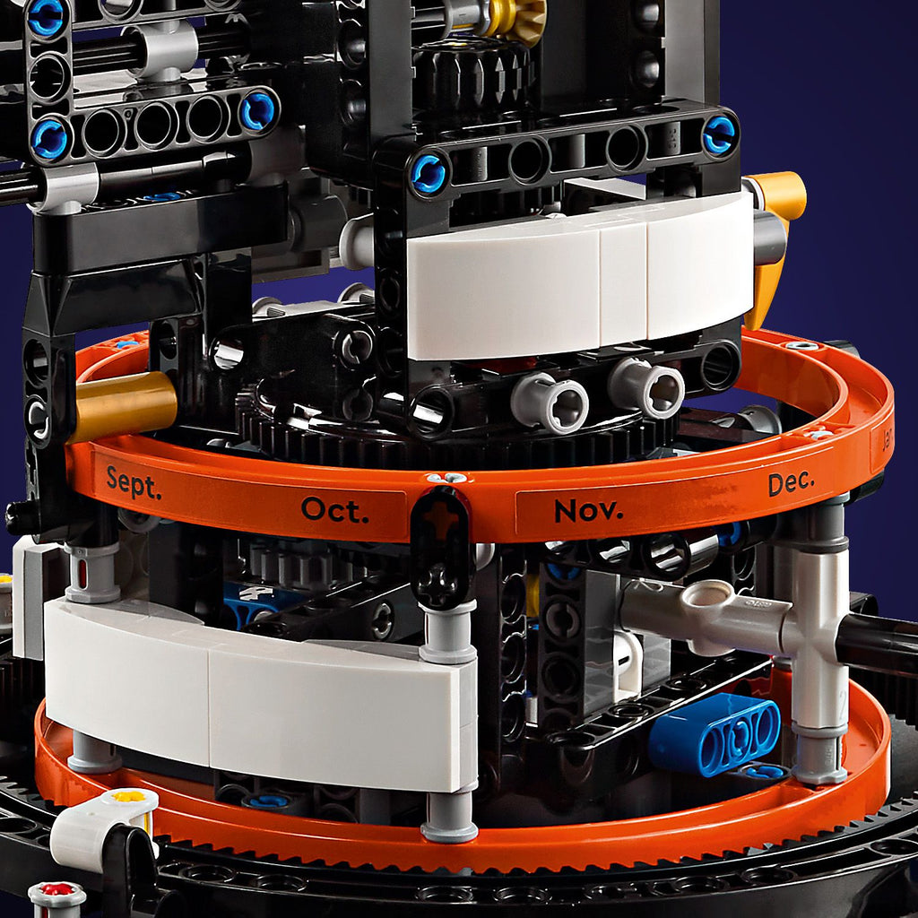 LEGO® Technic™ Planet Earth and Moon in Orbit - Mô Hình Hệ Mặt Trời Giáo Dục - LEGO 42179 - Hình ảnh bổ sung 8
