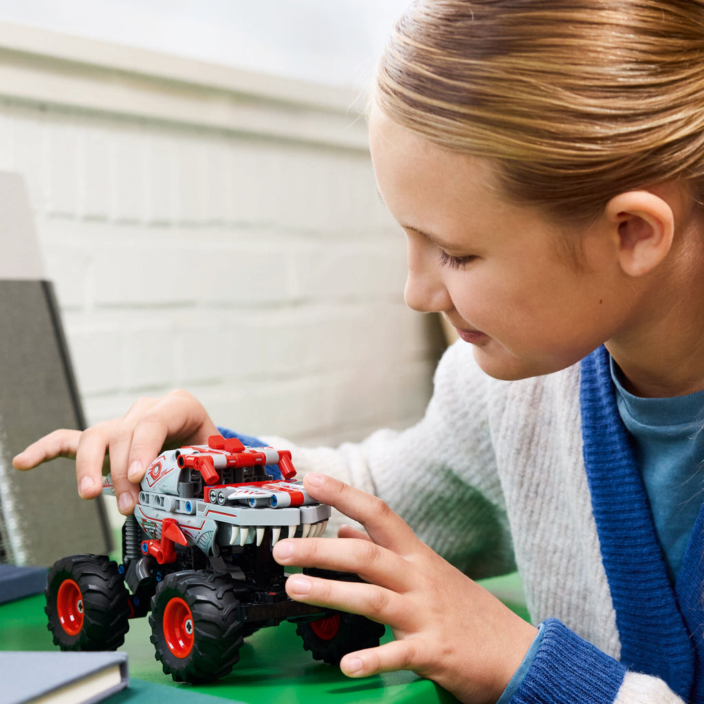 LEGO® Technic™ Monster Jam™ ThunderROARus™ Pull-Back - Xe Tải Quái Vật Kéo Lùi Khủng Long - LEGO 42200 - Hình ảnh bổ sung 5