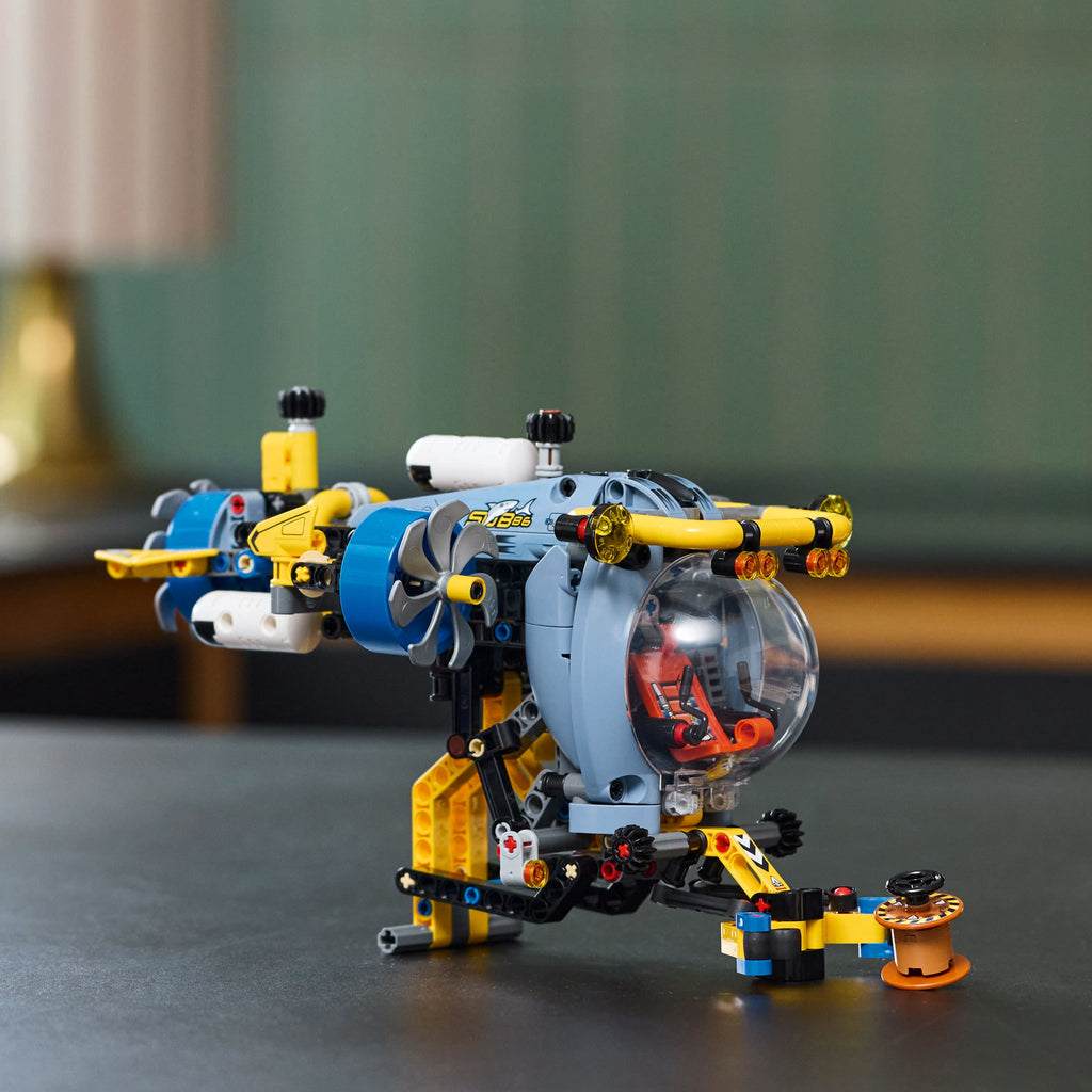 LEGO® Technic™ Deep-Sea Research Submarine - Tàu Ngầm Nghiên Cứu Biển Sâu - LEGO 42201 - Góc nhìn khác 3