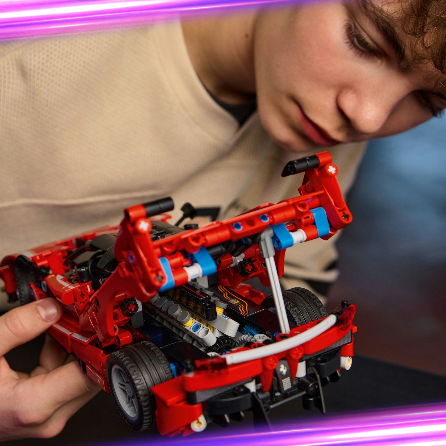LEGO® Technic Ferrari FXX K - Bộ Lắp Ráp Siêu Xe Đua Thể Thao Cao Cấp - Hình ảnh bổ sung 6