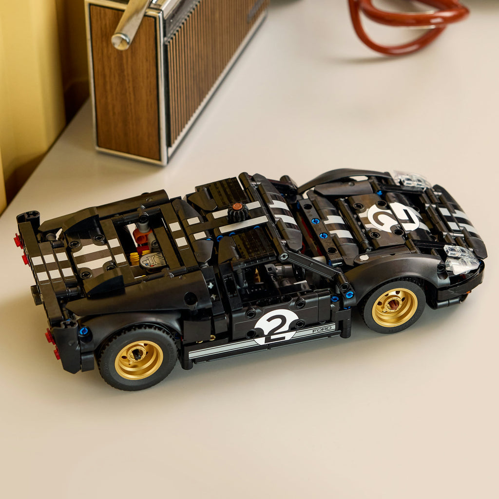 LEGO® Technic™ 1966 Ford GT40 MKII Race Car - Mô Hình Xe Đua Cổ Điển LEGO 42223 - Hình ảnh bổ sung 5