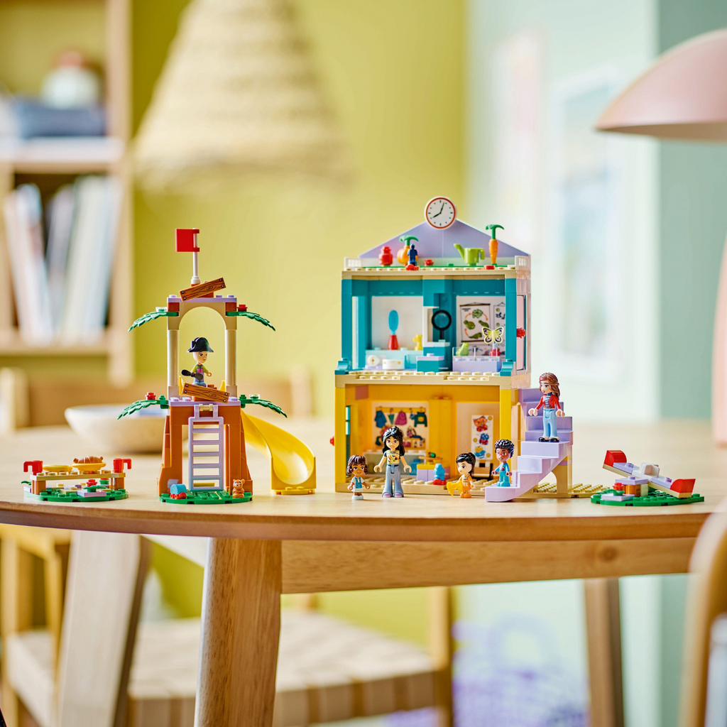 LEGO® Friends™ Heartlake City Preschool - Đồ Chơi Lắp Ráp Trường Mầm Non - LEGO 42636 - Hình ảnh bổ sung 5