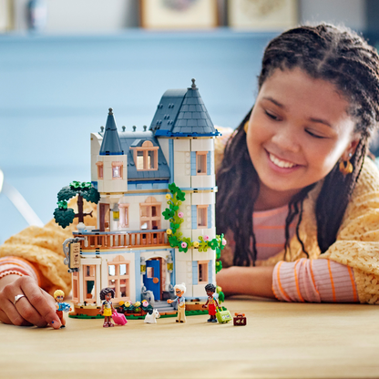 LEGO® Friends™ Castle Bed and Breakfast - Mô Hình Khách Sạn Lâu Đài (42638) - Hình ảnh bổ sung 4