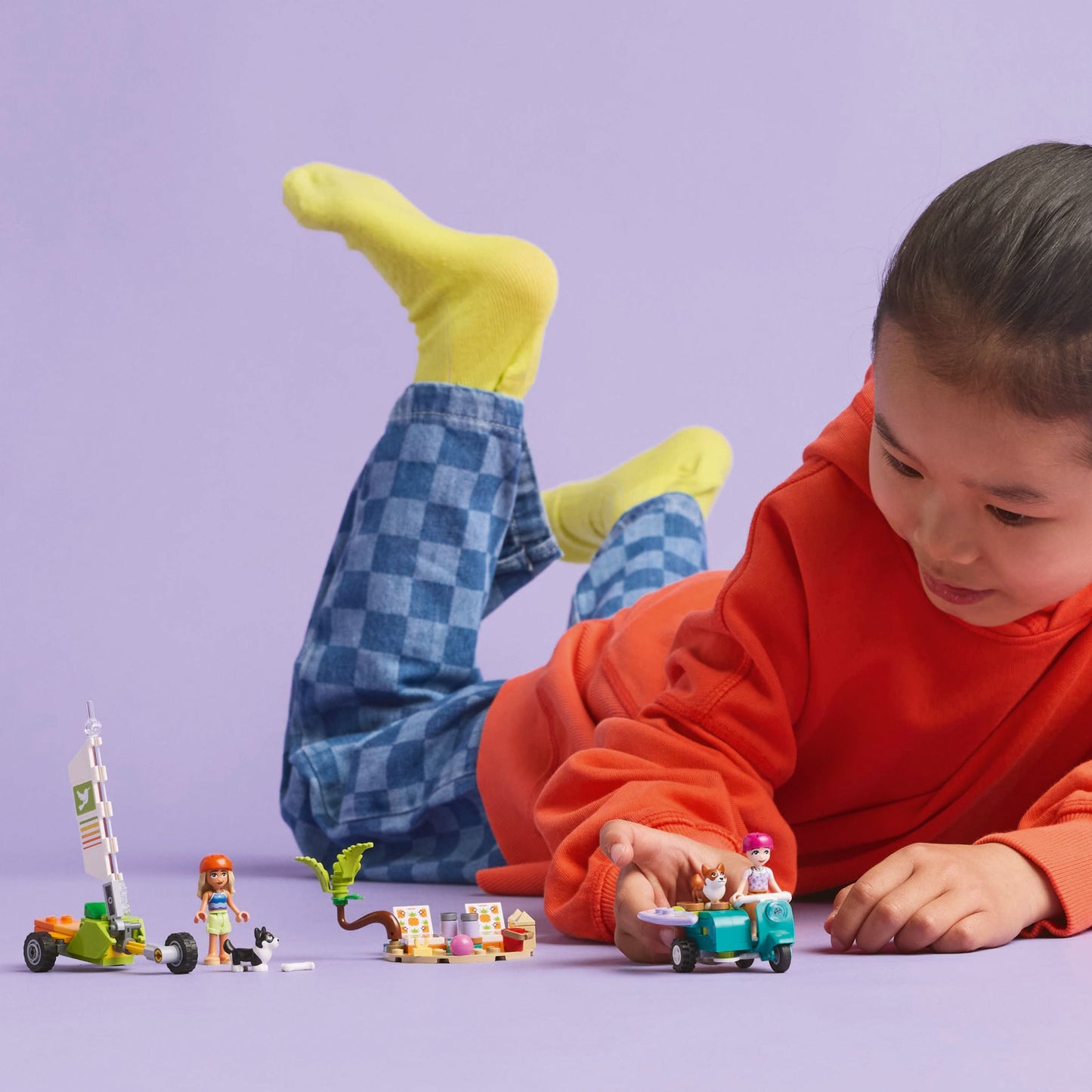 LEGO® Friends™ Surfing Dogs and Scooter Adventure Chuyến Phiêu Lưu Lướt Sóng Cùng Cún Cưng LEGO 42641 - Hình ảnh bổ sung 4