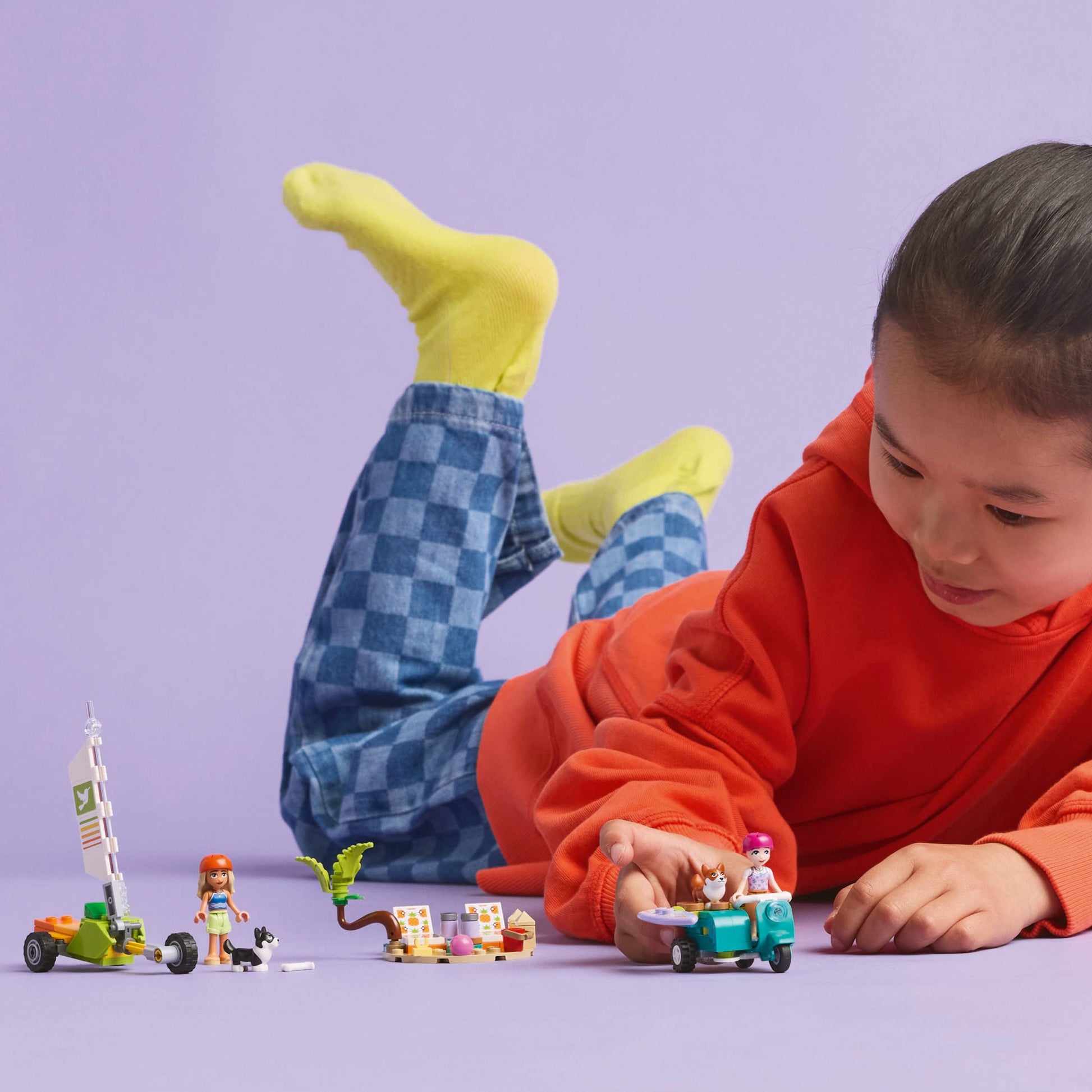 LEGO® Friends™ Surfing Dogs and Scooter Adventure Chuyến Phiêu Lưu Lướt Sóng Cùng Cún Cưng LEGO 42641 - Hình ảnh bổ sung 4