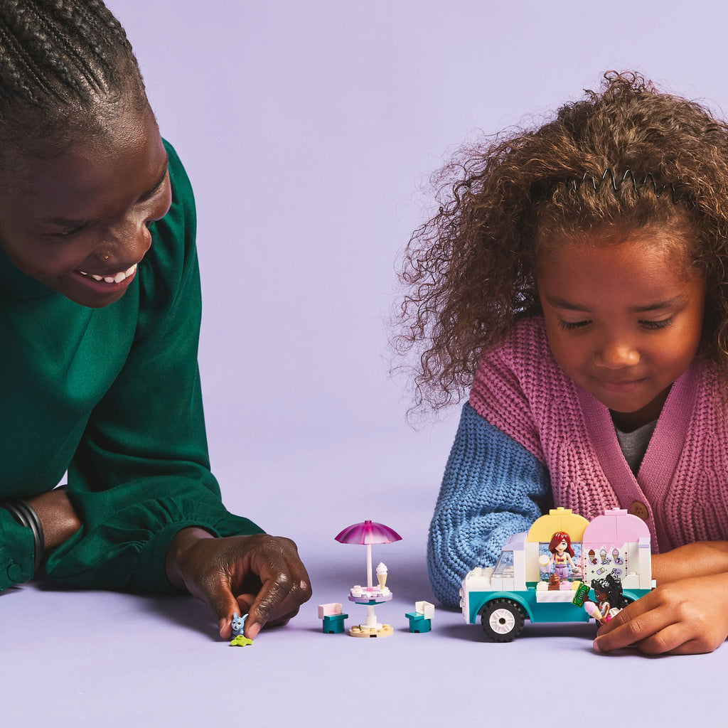 LEGO® Friends™ Heartlake City Ice Cream Truck - Xe Kem Đồ Chơi Lắp Ráp LEGO 42644 - Góc nhìn khác 3