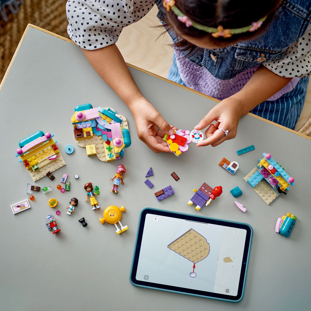LEGO® Friends™ Heartlake City Candy Store - Đồ Chơi Lắp Ráp Tiệm Kẹo Thành Phố Heartlake - LEGO 42649 - Hình ảnh bổ sung 4