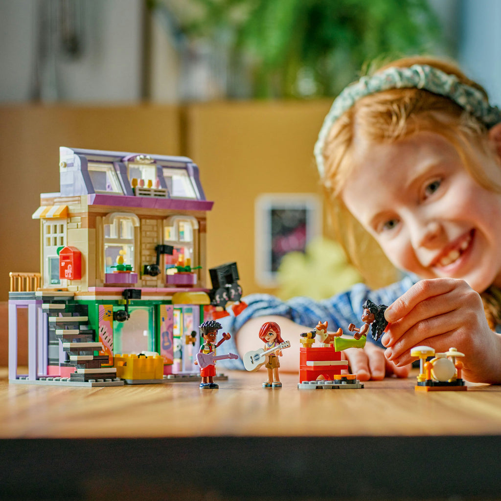LEGO® Friends™ Music Store & Apartment - Đồ Chơi Lắp Ráp Cửa Hàng Âm Nhạc và Căn Hộ - LEGO 42653 - Góc nhìn khác 3