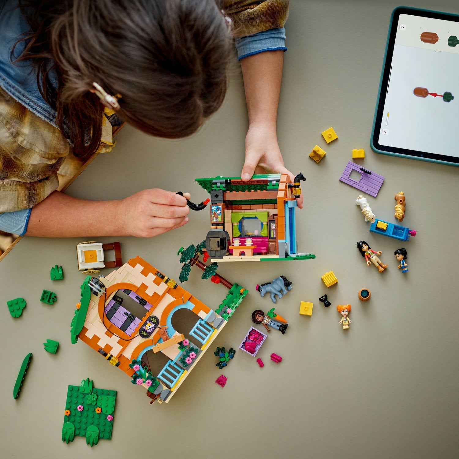 LEGO® Friends™ Pony Ranch & Stable - Đồ Chơi Lắp Ráp Trang Trại Ngựa - LEGO 42654 - Hình ảnh bổ sung 4