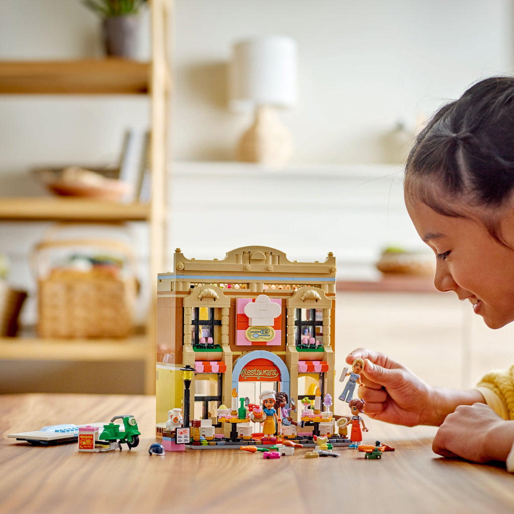 LEGO® Friends™ Restaurant and Cooking School - Bộ Lắp Ráp Nhà Hàng và Trường Dạy Nấu Ăn - LEGO 42655 - Góc nhìn khác 3
