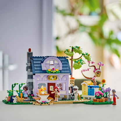 LEGO® Friends™ Beekeepers' House and Flower Garden - Bộ Lắp Ráp Ngôi Nhà Người Nuôi Ong LEGO 42669 - Hình ảnh bổ sung 5