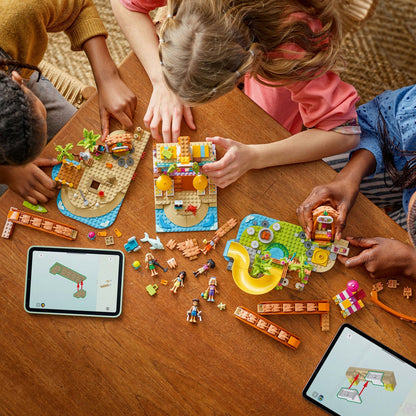 LEGO® Friends™ Family Vacation Beach Resort - Đồ Chơi Lắp Ráp Khu Nghỉ Dưỡng Bãi Biển - LEGO 42673 - Hình ảnh bổ sung 4