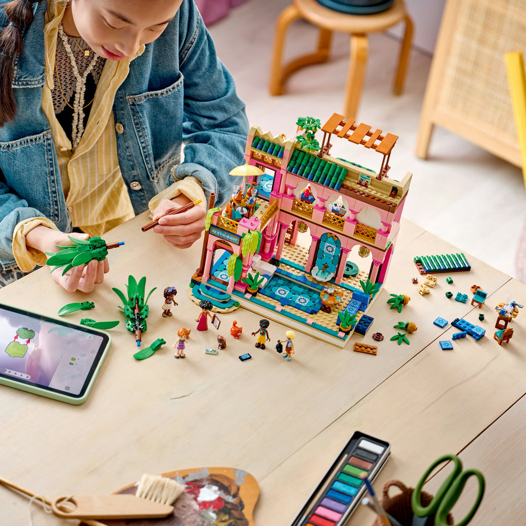 LEGO® Friends Garden Restaurant - Bộ Lắp Ráp Nhà Hàng Sân Vườn - LEGO 42691 - Hình ảnh bổ sung 4