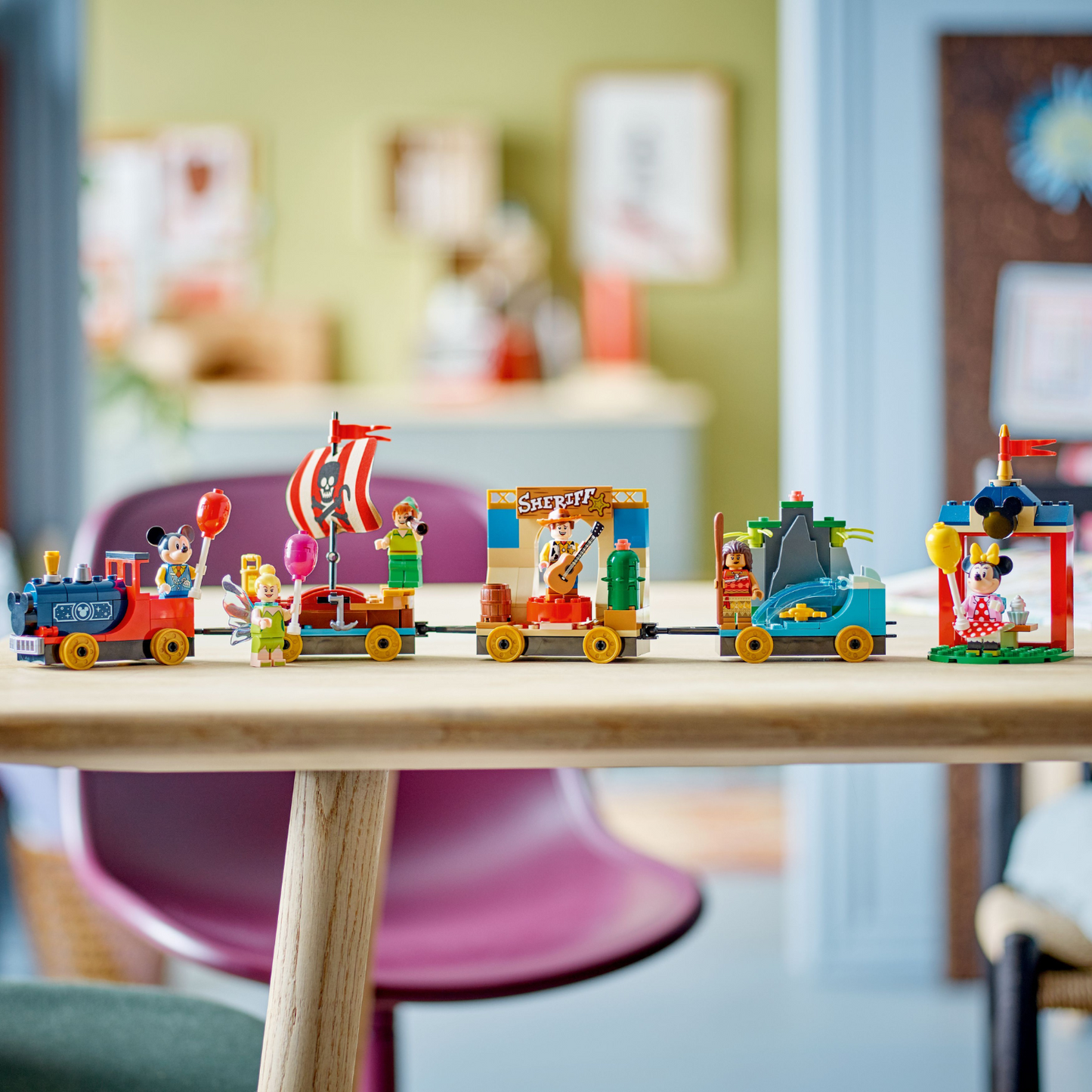 LEGO® Disney™: Disney Celebration Train - Bộ Đồ Chơi Lắp Ráp Đoàn Tàu Kỷ Niệm 100 Năm Disney 43212 - Hình ảnh bổ sung 4