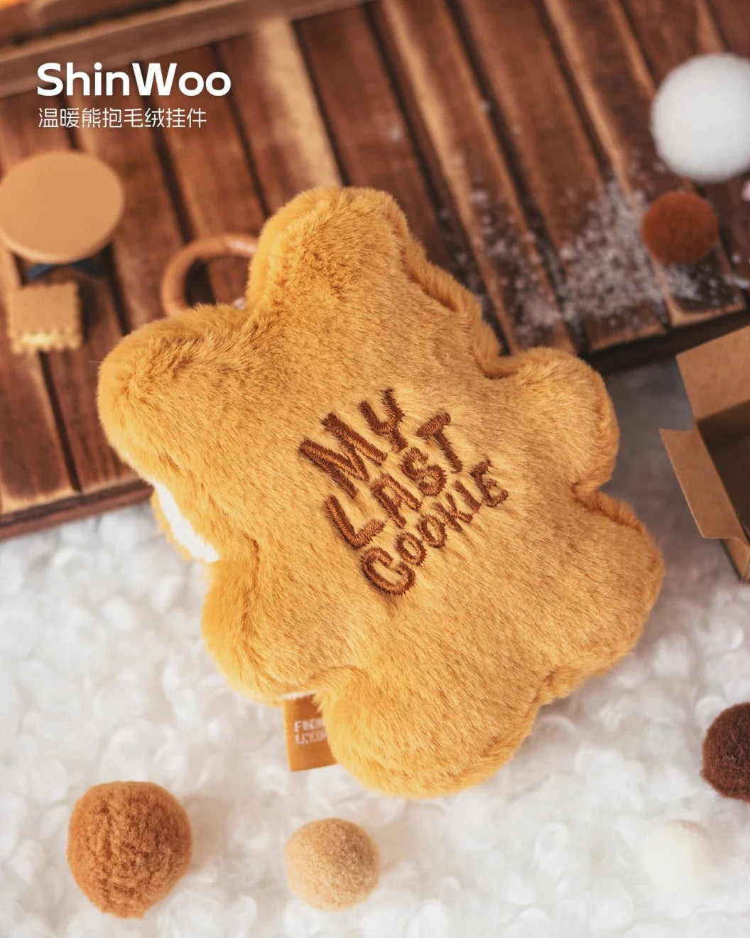 Shinwoo Warm Bear Hug Plush Blind Box Series - Gấu Bông Blind Box Hộp Mù - Finding Unicorn - Hình ảnh bổ sung 6