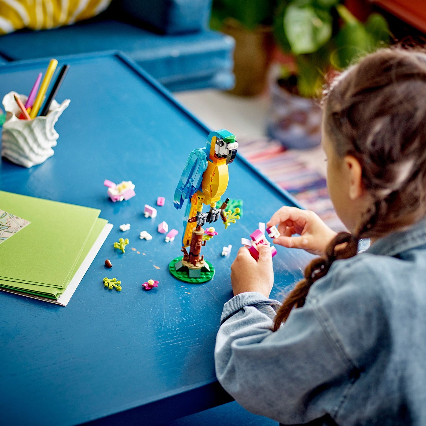 LEGO® Creator 3-in-1 Exotic Parrot Lắp Ráp Vẹt Nhiệt Đới LEGO 31136 - Hình ảnh bổ sung 4