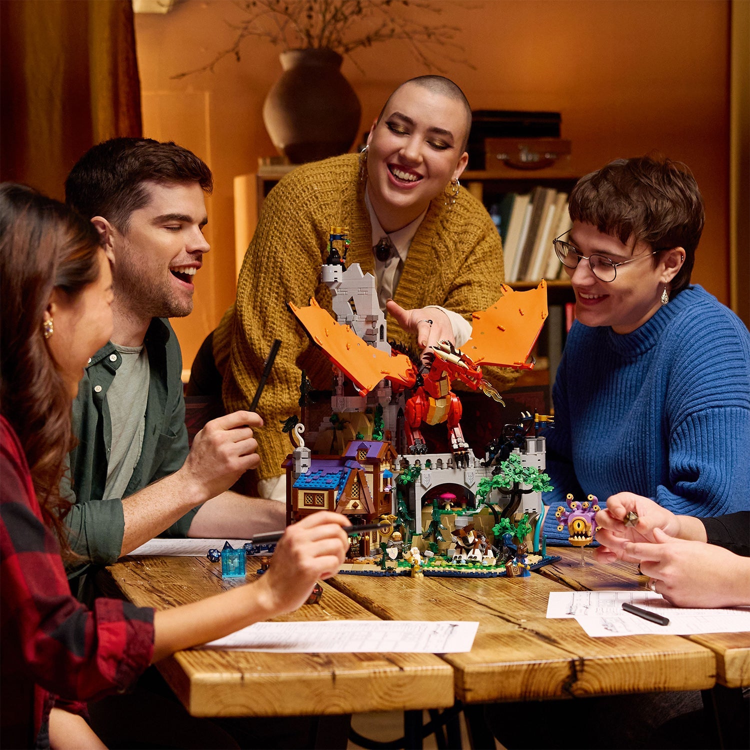 LEGO® Ideas Dungeons & Dragons: Red Dragon’s Tale - Bộ Lắp Ráp Thế Giới Fantasy - LEGO 21348 - Hình ảnh bổ sung 4