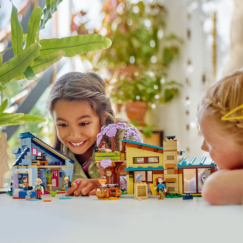 LEGO® Friends™ Olly and Paisley's Family Houses - Đồ Chơi Lắp Ráp Ngôi Nhà Của Olly Và Paisley LEGO 42620 - Hình ảnh bổ sung 4