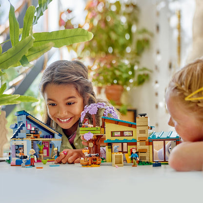 LEGO® Friends™ Olly and Paisley's Family Houses - Đồ Chơi Lắp Ráp Ngôi Nhà Của Olly Và Paisley LEGO 42620 - Hình ảnh bổ sung 4