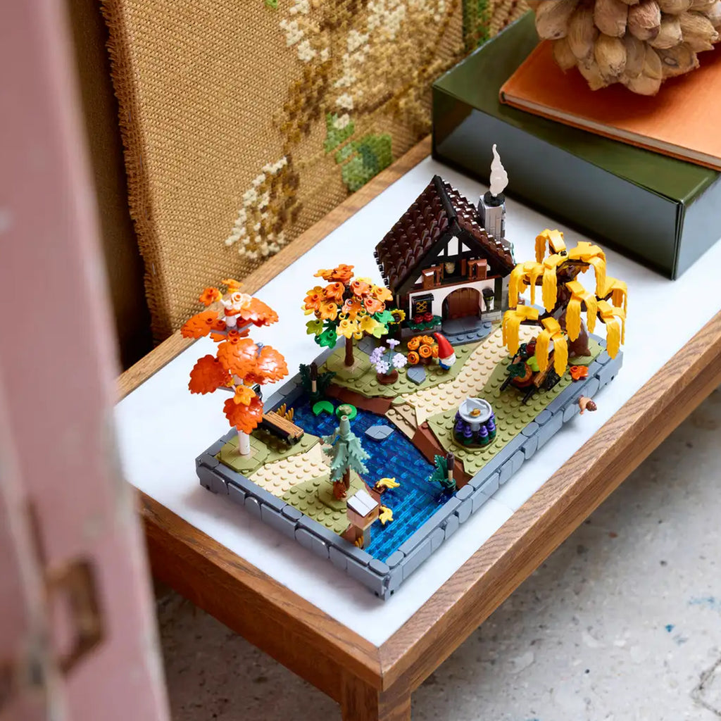 LEGO® Icons Autumn Cottage Garden - Mô Hình Nhà Vườn Mùa Thu - LEGO 11372 - Hình ảnh bổ sung 4