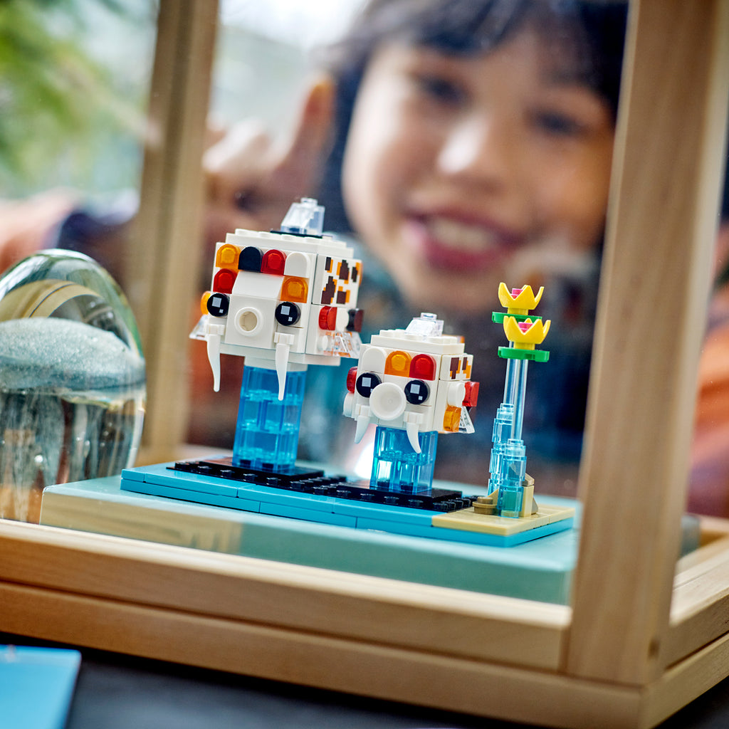 LEGO® BrickHeadz™ Koi Fish - Mô Hình Lắp Ráp Cá Koi - LEGO 40545 - Góc nhìn khác 3