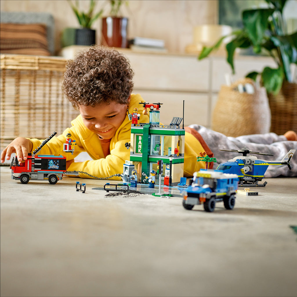 LEGO® City Police Chase at the Bank - Bộ đồ chơi lắp ráp Cảnh Sát Truy Đuổi Tại Ngân Hàng - LEGO 60317 - Hình ảnh bổ sung 4