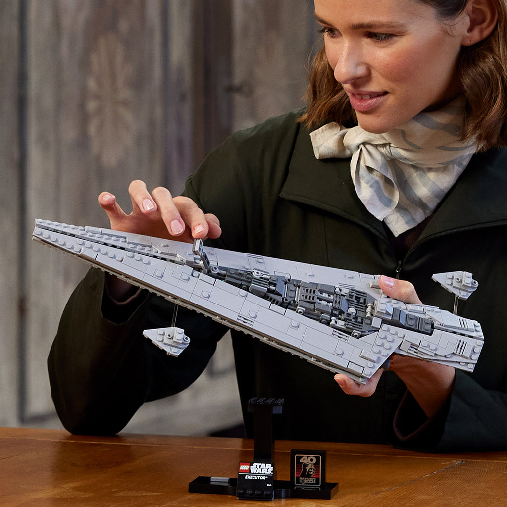 LEGO® Star Wars™ Executor Super Star Destroyer™ - Mô Hình Lắp Ráp Chiến Hạm Đế Chế 75356 - Hình ảnh bổ sung 4