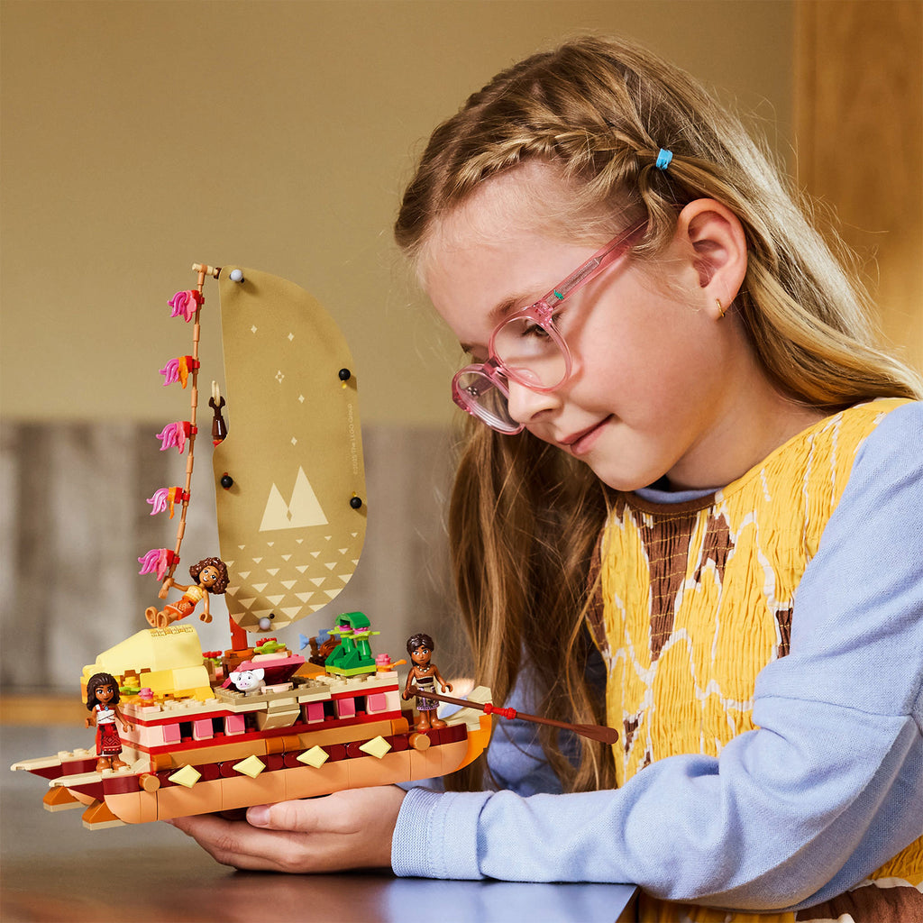 LEGO® Disney™ Moana's Adventure Canoe - Bộ Lắp Ráp Thuyền Phiêu Lưu Moana (43270) - Hình ảnh bổ sung 4
