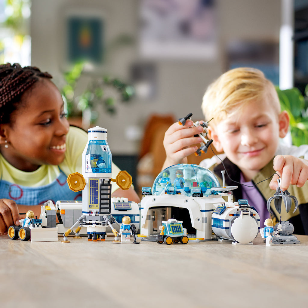 LEGO® City Lunar Research Base - Trạm Nghiên Cứu Mặt Trăng LEGO 60350 - Góc nhìn khác 3