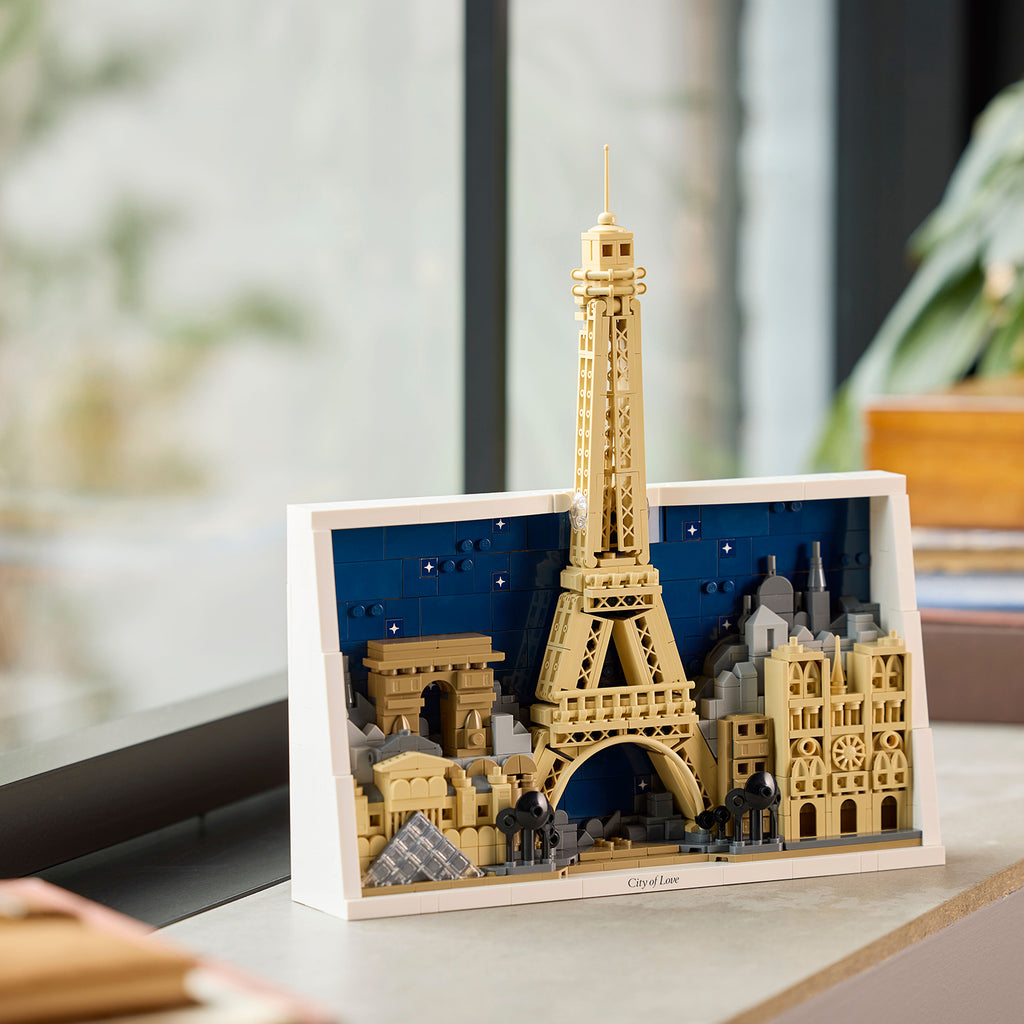 LEGO® Architecture Paris – City of Love - Bộ lắp ráp mô hình thành phố Paris - LEGO 21064 - Góc nhìn khác 3
