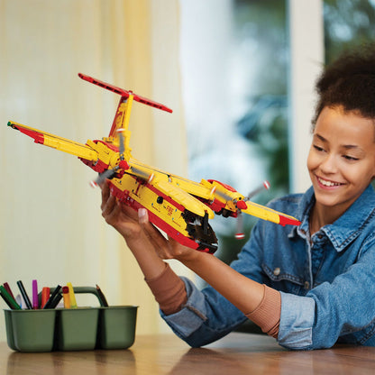 LEGO® Technic™ Firefighter Aircraft - Máy bay cứu hỏa 42152 - Hình ảnh bổ sung 4