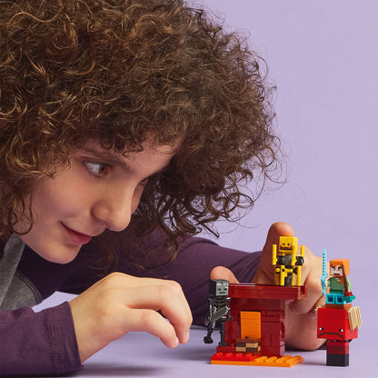 LEGO® Minecraft® The Nether Lava Battle - Đồ Chơi Lắp Ráp Cuộc Chiến Dung Nham LEGO 21266 - Góc nhìn khác 3