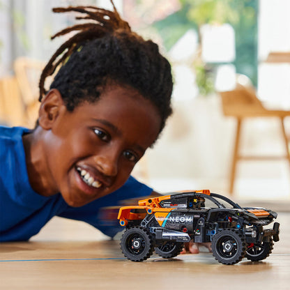 LEGO® Technic™ NEOM McLaren Extreme E Race Car - Xe Đua Địa Hình Kéo Lùi - LEGO 42166 - Hình ảnh bổ sung 4
