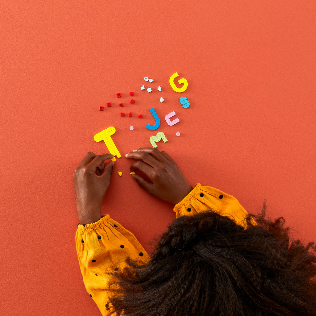 LEGO® DOTS™ Lots of DOTS – Lettering - Bộ Gạch Chữ Cái Sáng Tạo LEGO 41950 - Hình ảnh bổ sung 4