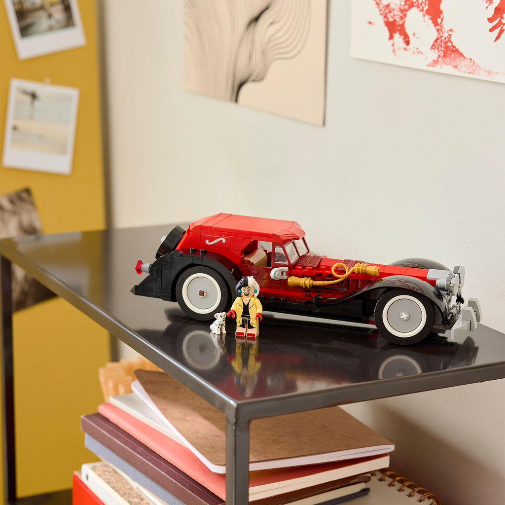 LEGO® Disney Cruella De Vil’s Car - Xe Ô Tô Đồ Chơi Lắp Ráp LEGO 43277 - Góc nhìn khác 3