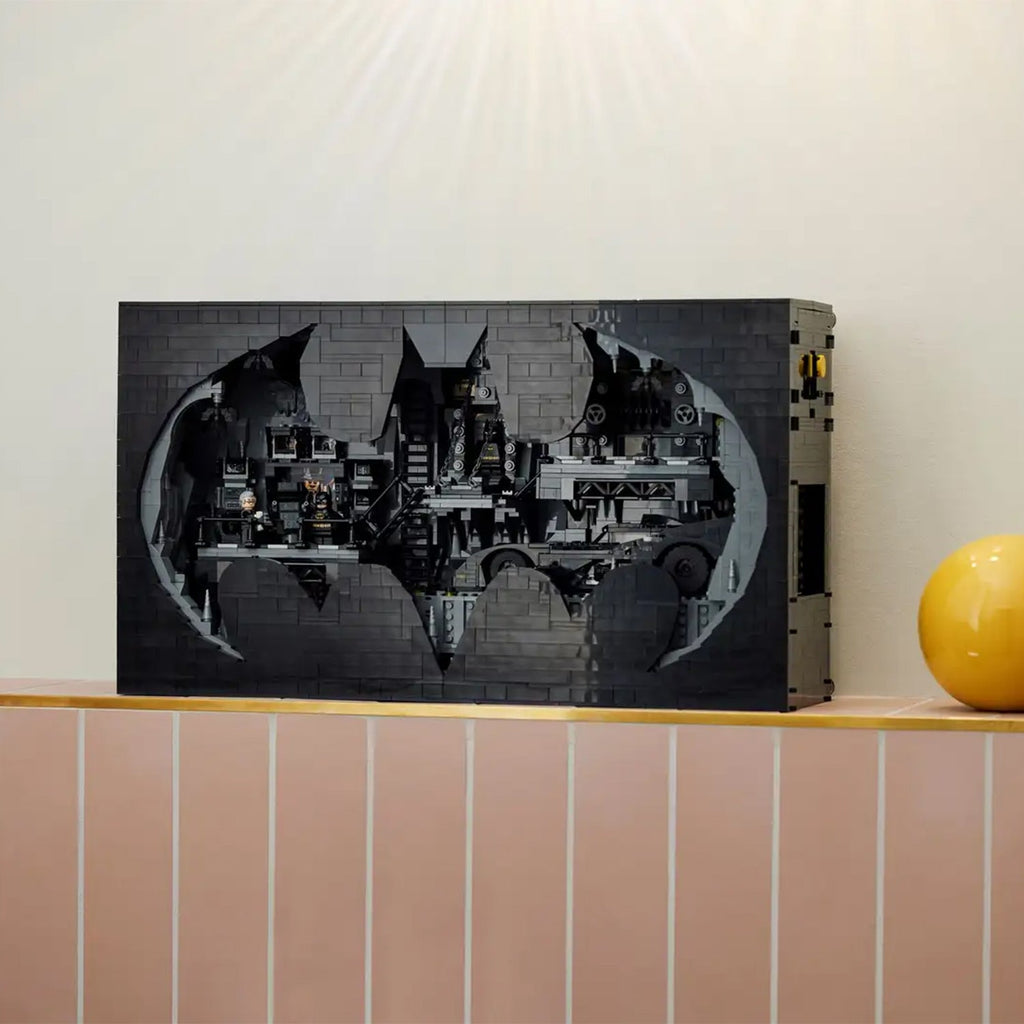 LEGO® DC Batman™ Batcave™ – Shadow Box | Mô Hình Hang Dơi Batman Returns 1992 (76252) LEGO - ảnh 1 - LEGO Building Set