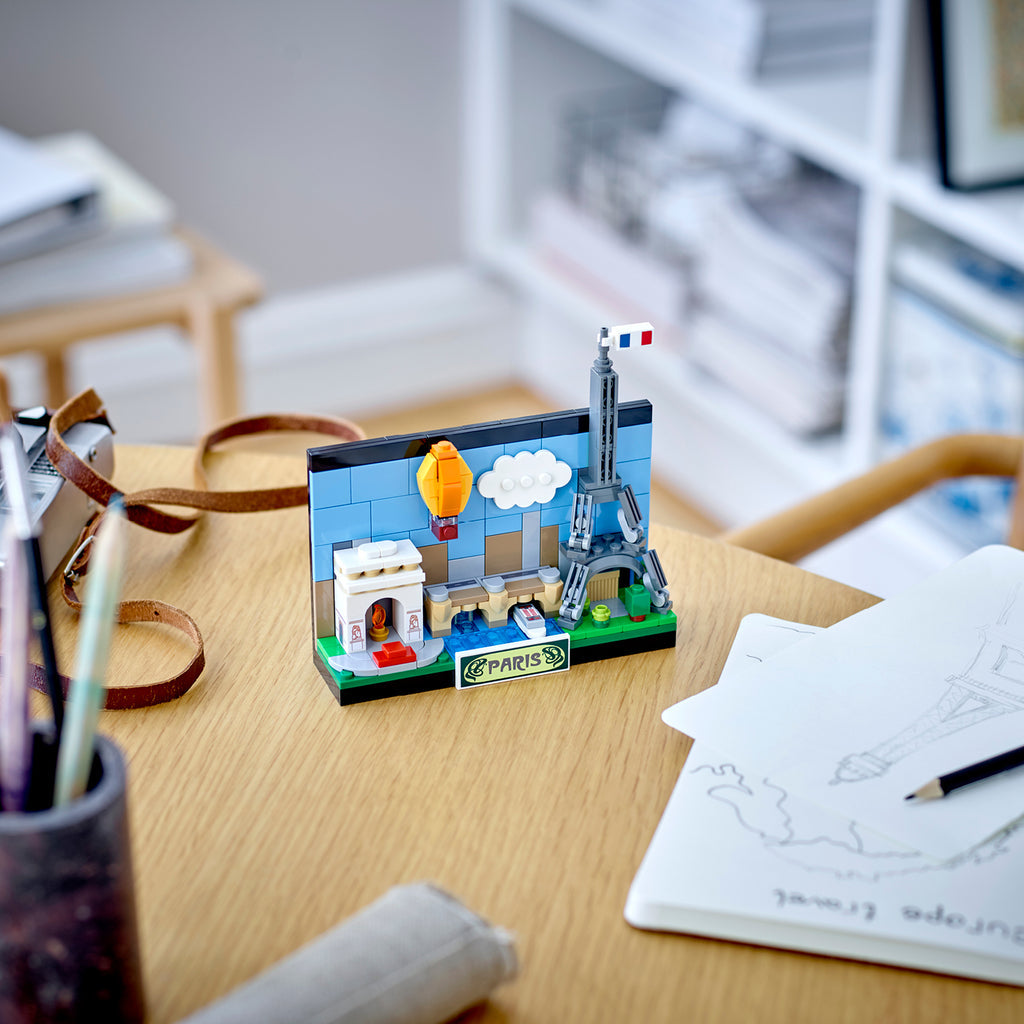 LEGO® Creator Paris Postcard - Mô Hình Bưu Thiếp 3D Paris - LEGO 40568 - Hình ảnh bổ sung 4
