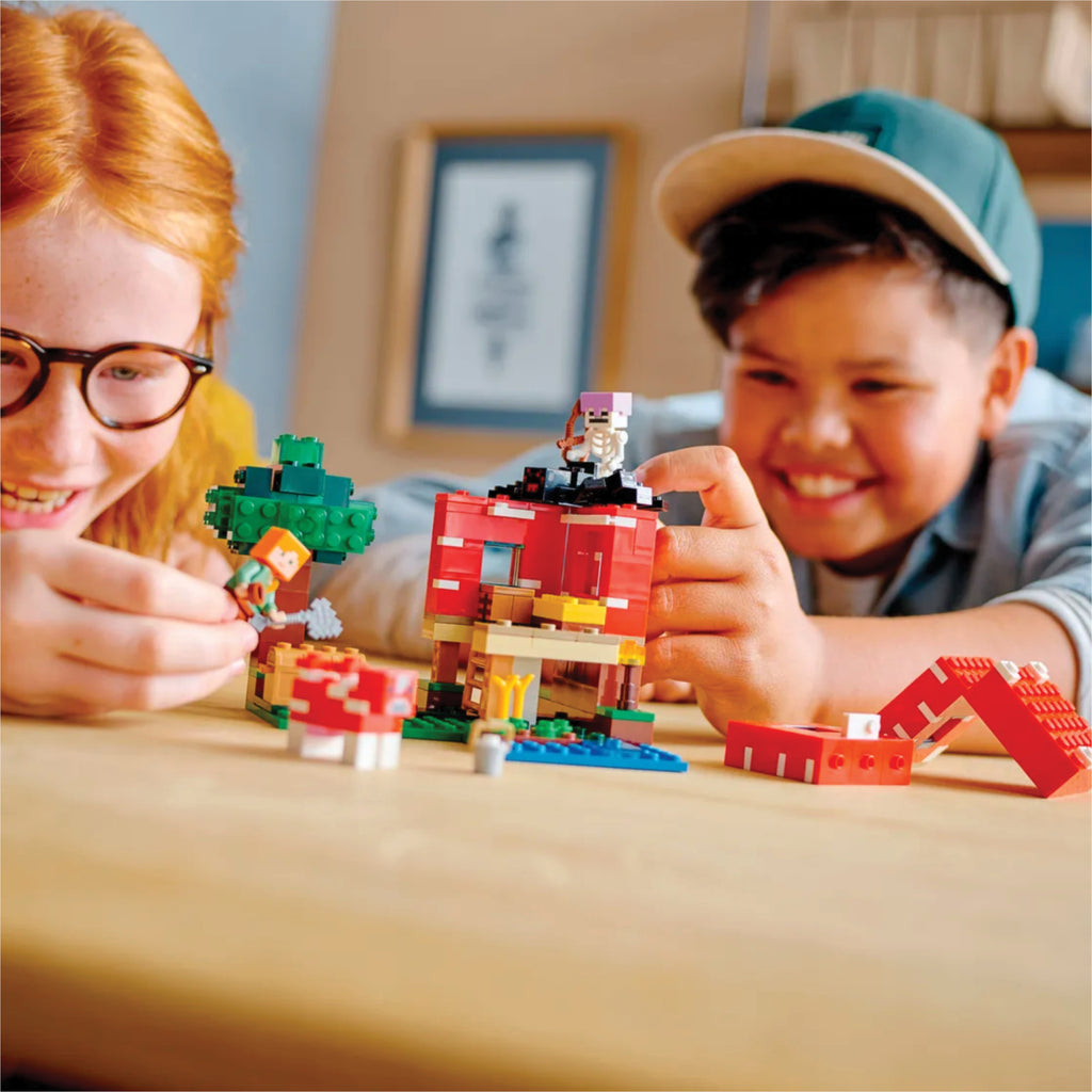 LEGO® Minecraft® The Mushroom House - Bộ Đồ Chơi Lắp Ráp Ngôi Nhà Nấm (21179) - Góc nhìn khác 3