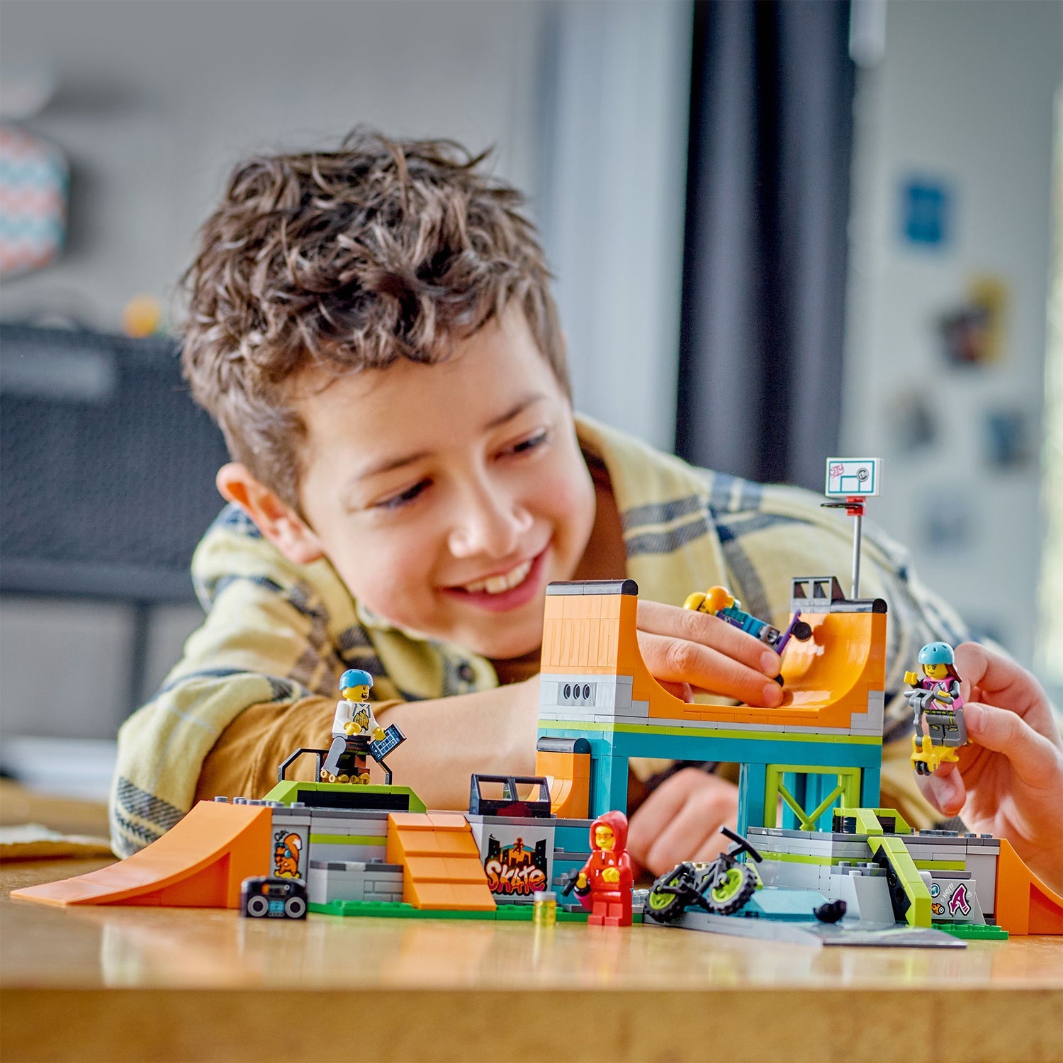 LEGO® City Street Skate Park - Đồ chơi lắp ráp Công viên trượt ván - LEGO 60364 - Hình ảnh bổ sung 4