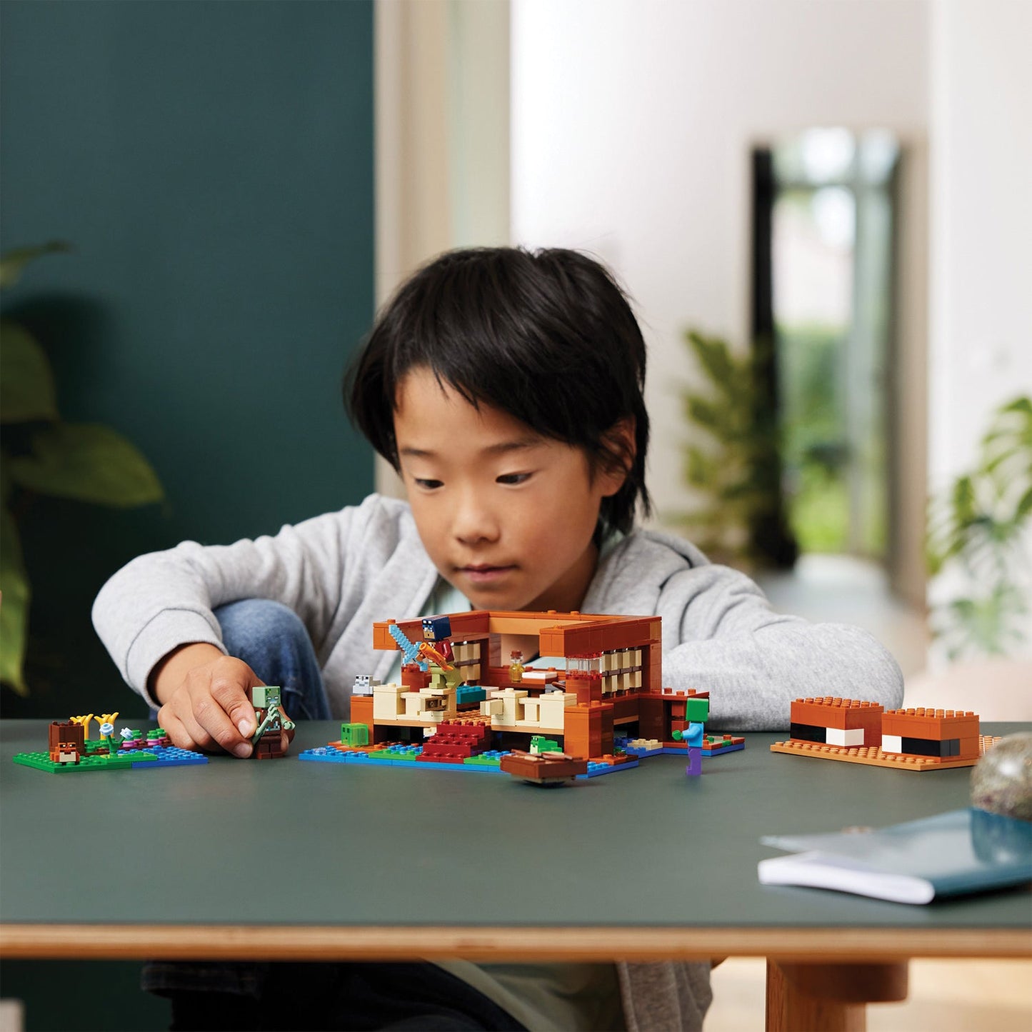 LEGO® Minecraft® The Frog House - Đồ Chơi Lắp Ráp Ngôi Nhà Ếch - LEGO 21256 - Hình ảnh bổ sung 4
